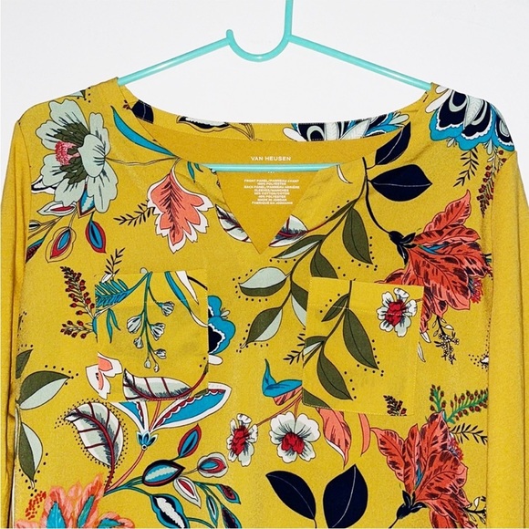 Van Heusen Blouse - Picture 2 of 5